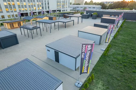 Ausstellungsflaeche 111