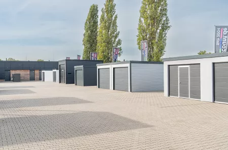 Ausstellungsflaeche 136