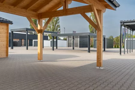 Ausstellungsflaeche 141