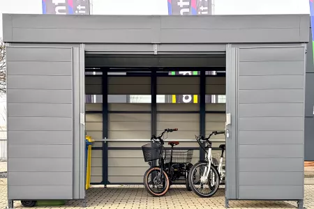 Ausstellungsflaeche 144