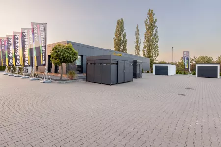 Ausstellungsflaeche 16