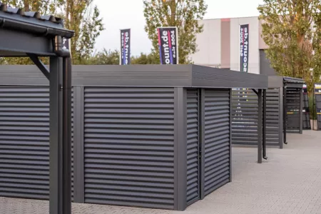 Ausstellungsflaeche 30