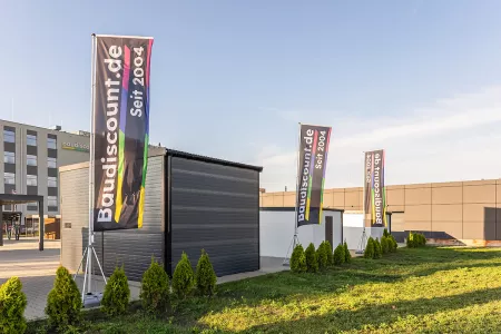 Ausstellungsflaeche 63